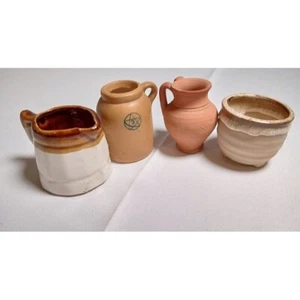 Mini frascos de cerámica paquete de cuatro 2" - 2,5" de alto - Imagen 1 de 10