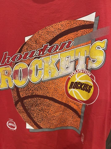 Vintage Houston Rockets NBA Red T-Shirt Mens Size Adult X-Large NBA Official Cover