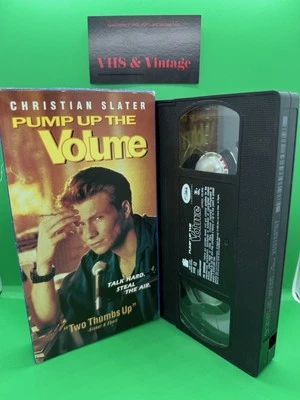Pump Up The Volume (1995, VHS) Teen Comedy/Drama Foto 1 de 2