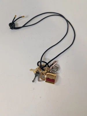 Collar Coach Lock Charm 18 pulgadas de largo Foto 1 de 2