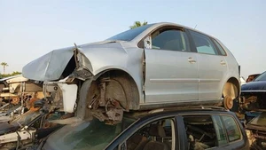 moteur lève-glace avant gauche pour VOLKSWAGEN POLO (9N3) ADVANCE 2005 417788 - Picture 1 of 7