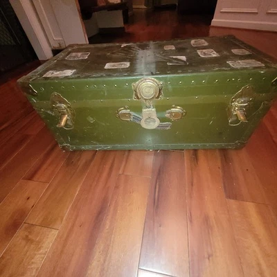 Baúl tocador militar vintage de la Segunda Guerra Mundial Foto 1 de 4