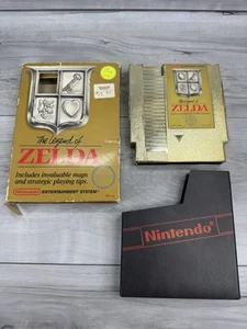 Zelda Originale NES Nintendo Game Cartuccia Oro con Scatola Originale Cerchio Sigillo - Foto 1 di 12
