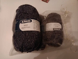 4 X Balls Of Patons Wool Blend Aran 63% New Wool/37% Acrylic - Picture 1 of 3