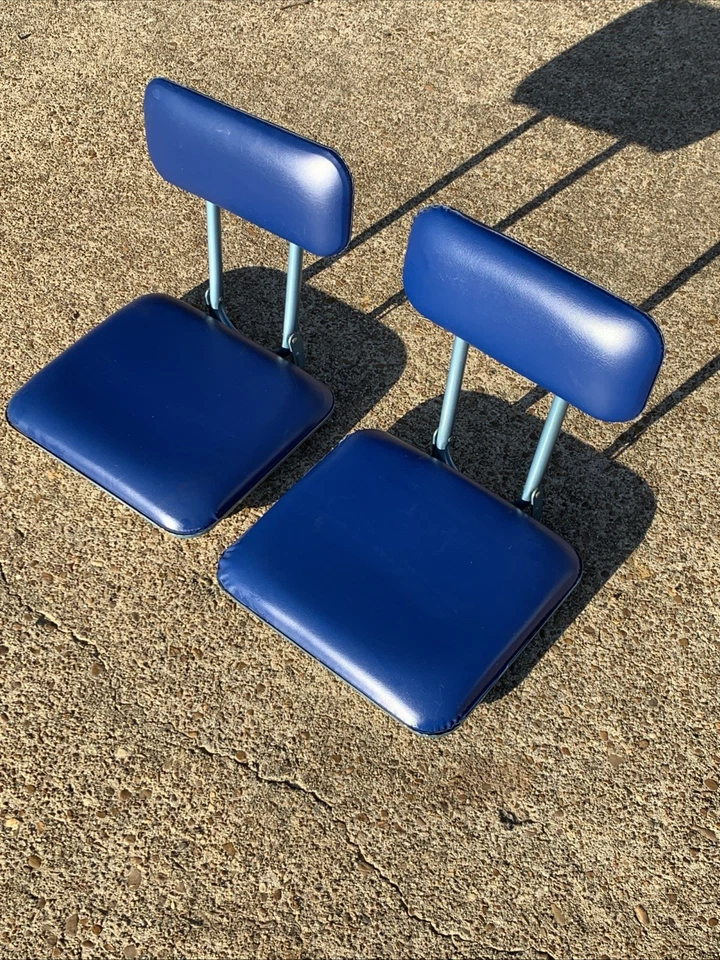 Asientos de cojín vintage Stadium Bleacher. Par a juego. Muy buen estado Foto 1 de 3
