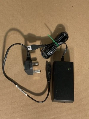 Genuine HP 0957-2231 Printer AC Power Adapter IN 600mA with Mains Power Cable - Image 1 of 4