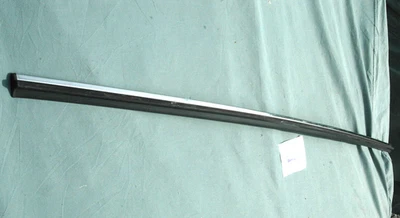 Volvo 240 1985-1993 sedán maletero moldura de impacto/tira de frotamiento OEM Foto 1 de 4