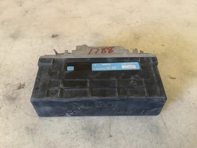1991 梅赛德斯奔驰 E420 ABS 控制模块 0 265 101 018 — 第 1/4 张图片