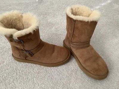 Botas UGG Australia UGG, para mujer 100 % piel, beige, talla 10, pie 11 pulgadas Foto 1 de 4