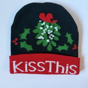 Kiss This Misltoe Winter Beanie Osfm - Bild 1 von 4