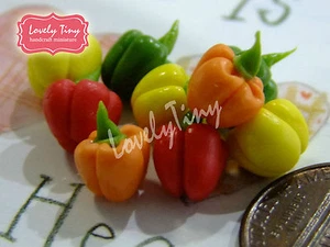 Vegetales en miniatura para casa de muñecas: 20 piezas. Chiles frescos campana 0,6-0,7 cm. diámetro - Imagen 1 de 5