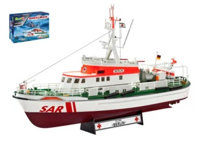 KIT MODELLINO NAVE STATICO REVELL DGZRS BERLIN + WESTLAND SEA SCALA 1/72 - Foto 1 di 5