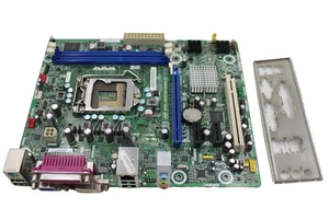 Intel DH61CR Classic Series, LGA 1155/Socket H2 (DH61CRB3) Motherboard W/IO - Picture 1 of 5