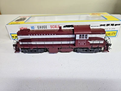 Atlas / Kato HO No. 8125 - Susquehanna - NYSW 230 - RS-1 Diesel Locomotive - Image 1 of 4