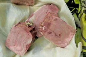 Best Quality 100% Natural Handcrafted Clayful Soap Healthy & Glow Skin,Hydrating - Picture 1 of 2