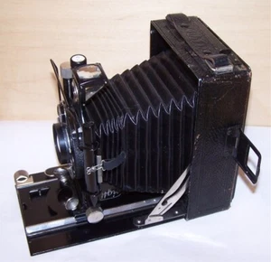 Voigtlander Avus 9x12 Film Folding Camera with Skopar 4.5, 135mm Lens - Picture 1 of 8