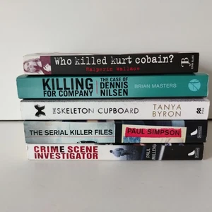 True Crime Biography Books Serial killer Hardback & Paperback Book Bundle x 5 - Foto 1 di 8