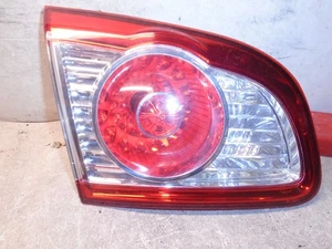 Luz trasera interior del lado izquierdo del conductor Hyundai Santa Fe 2010-2012 - Imagen 1 de 4