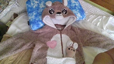 Kangaroo Costume! Weekend Edition Size XS Has Pouch w/Baby! Hood/2-Poc/Front Zip - Image 1 of 4