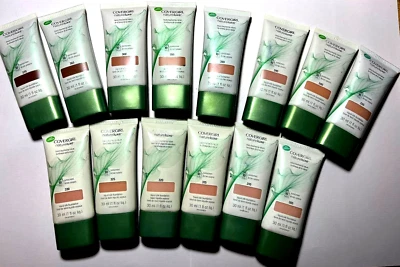 CoverGirl Natureluxe 液体丝绸粉底液 SPF 10 密封 1 盎司供您选择 — 第 1/2 张图片