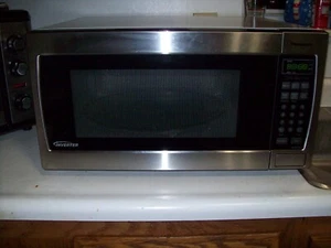 panasonic microwave nn-sn 773s in excellent condition - Picture 1 of 3
