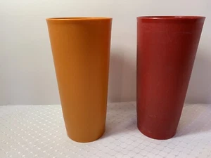 Vintage Tupperware Tumbler Drinking Cups Set of 2 #1348-21 #1348-19 - Picture 1 of 2