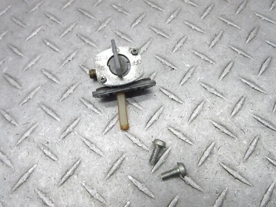 2004 01-05 Yamaha Fazer FZ1 FZS1 FZS1000 Fuel Gas Petrol Petcock Tap Off Valve - Image 1 of 4