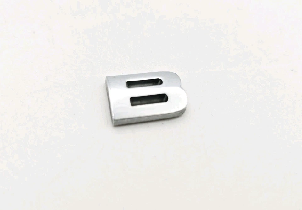 Ford Focus Fusion 1999-2007 híbrido tapa trasera emblema logotipo insignia OEM Foto 1 de 3