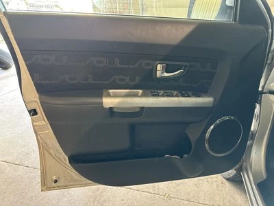 Panel de moldura de puerta delantera Soul 2012 229132 Foto 1 de 4