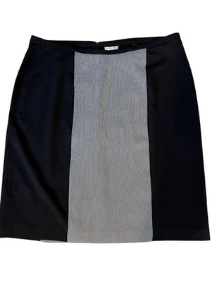 Saia preta feminina Monroe & Main 22W - Imagem 1 de 4