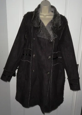 NEW Womens🦋ELEGANCE🦋black pockets sheep skin faux fur trim coat size 20/22 - Image 1 of 4