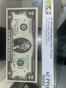 1976 $2 Federal Reserve Note - Picture 1 of 2