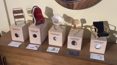 Colección de miniaturas Vitra Design Museum - Juego de 5 (completo con cajas y tarjetas) Foto 1 de 4