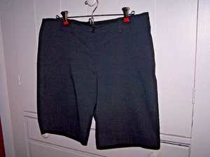 Nike Golf Dri-Fit Shorts Damengröße 12 Stretch Polyester leicht Sommer - Bild 1 von 3