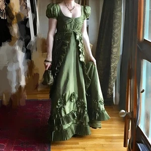 Vintage Green Medieval Evening Dresses O-Neck Bubble Sleeves Ruched Prom Gowns - Picture 1 of 10