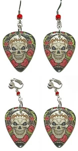 Totenkopf & Rosen Gitarren-Plektrum durchbohrt oder Clip auf Ohrhänger (GP067) - Bild 1 von 3