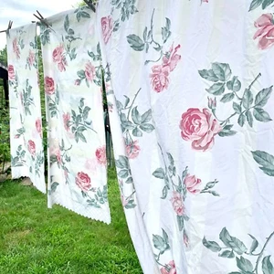 1990s Wamsutta King Fitted Sheet 2 Pillowcases Cabbage Roses Cotton Excellent - Picture 1 of 11