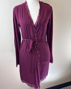 NWT Victoria Secrets Maroon XS Long Sleeve Robe Lace Trim Modal Blend Lounge - Imagen 1 de 13
