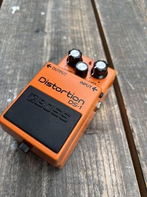 BOSS DS-1 distortion pedal - Image 1 of 4
