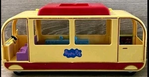 Peppa Pig Wohnmobil Camper Bus Spielset Umbau Wohnmobil   - Bild 1 von 5