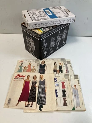 Lot of Over 40 Sewing  Patterns Various Sizes McCalls Butterick Simplicity Used - Image 1 of 4
