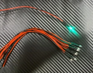 10x LED 5mm VERDE cristal transparente 6-12V acabado soldado iluminación RC barco avión - Imagen 1 de 1