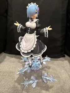 Rizero Rem Figure Winter Maid DAMAGED - Imagen 1 de 8