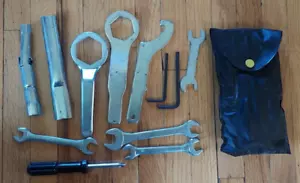 2009 04-09 Yamaha FZ6 Tool Bag Repair Kit On Board Onboard Set - Picture 1 of 2