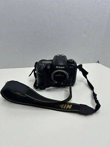 Nikon D100 Digital 6.1MP Camera body Untested Sold As Is For Parts - Picture 1 of 7