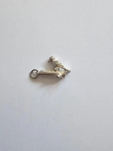Vintage 925 Silver Charm Moveable Woodpecker on log - Picture 1 of 4