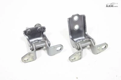 MITSUBISHI ECLIPSE CROSS 2018-2024 PUERTA TRASERA IZQUIERDA BISAGRA SUPERIOR E INFERIOR OEM Foto 1 de 4