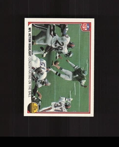 1983 Fleer #84 Concentrating on the Ball Philadelphia Eagles Football Card - Picture 1 of 2
