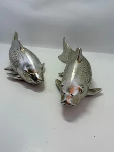 Vintage versilbert Metall Fisch Koi Form Buchstabe Servietten Halter Wohndeko - Bild 1 von 11