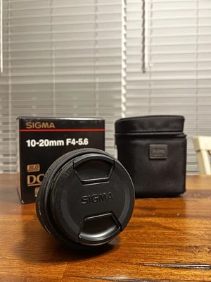 LENTE ULTRA GRAN ANGULAR SIGMA 10-20MM F/4-5.6 EX DC HSM PARA NIKON Foto 1 de 4